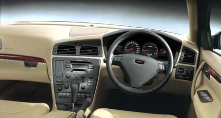 Volvo S60 T-5 SPORT (RB5234)
