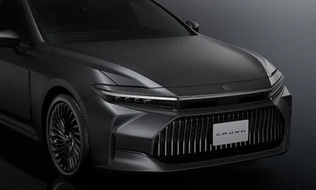 Toyota Crown Z THE LIMITED-MATTE METAL (AZSH32)