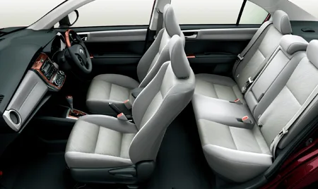 Toyota Corolla Axio 1.5LUXEL (NZE164)
