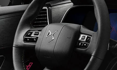 Citroen DS7 Crossback PERFORMANCE LINE (X745G06)