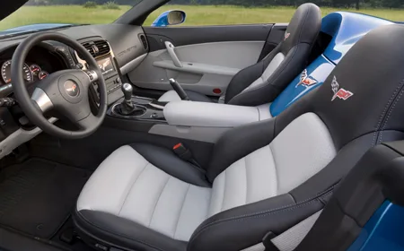 Chevrolet Corvette CONVERTIBLE (X245S)
