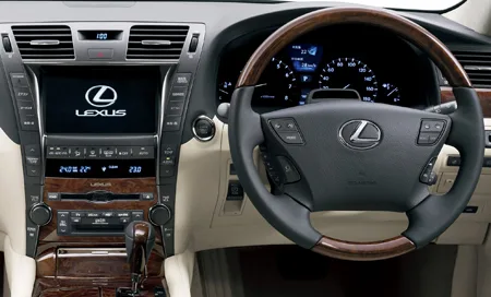 Lexus LS460L базовая (USF41)