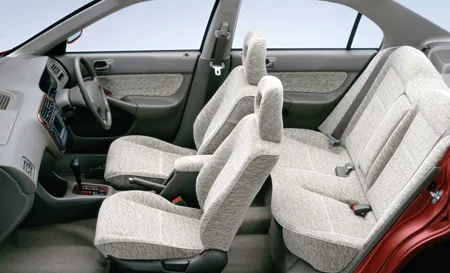 Honda Domani 15E (MB3)