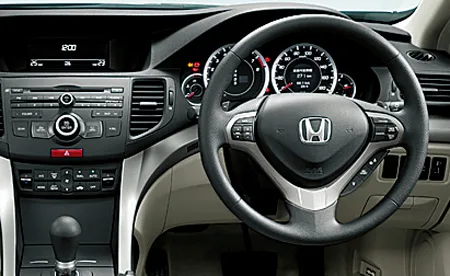 Honda Accord Tourer 24E (CW2)
