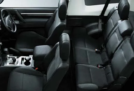 Mitsubishi Pajero SHORT VR-I (V83W)