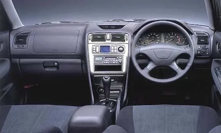 Mitsubishi Legnum ST (EA7W)