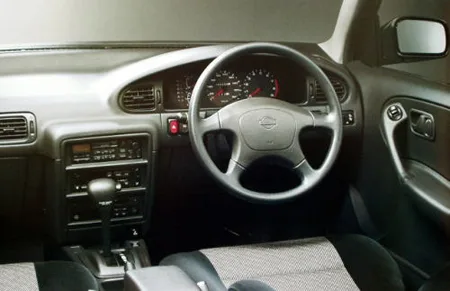 Nissan Avenir TYPE SI: (SW10)
