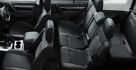 Mitsubishi Pajero LONG ZR (V93W)