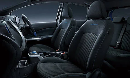 Nissan Note E-POWER AUTECH SPORTS SPEC (HE12)