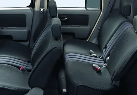 Nissan Cube Cubic 14S (BGZ11)