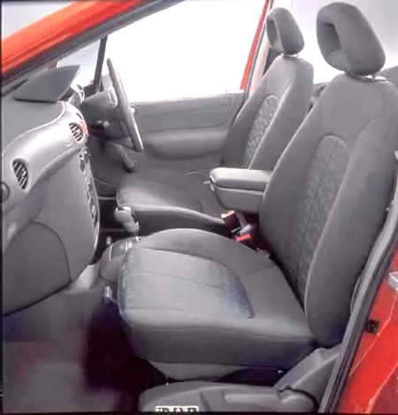Mercedes Benz Aclass A190 AVANTGARDE (168032)