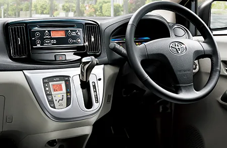 Toyota Pixis Epoch G SA (LA300A)