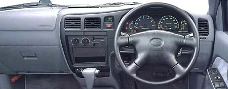 Toyota Hilux Sports Pick UP EXTRA CAB (RZN152H)