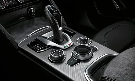Alfa Romeo Stelvio 2.0 TURBO Q4 VELOCE (94920 / 94929)