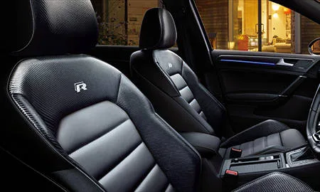 Volkswagen Golf R PERFORMANCE (AUDJHF)