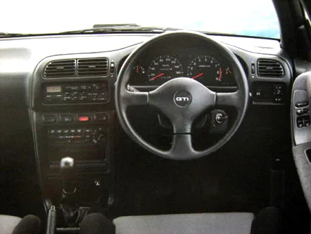 Nissan Pulsar GTI (HN14)