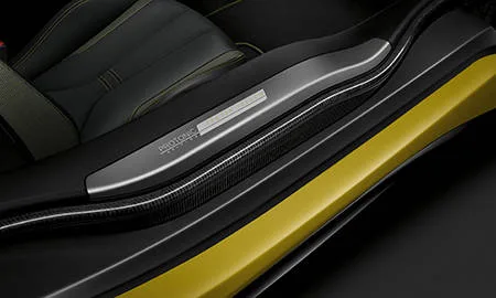 Bmw I8 PROTONIC FROZEN YELLOW (2Z15)