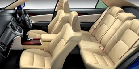 Toyota Crown ROYAL I-FOUR (GRS211)