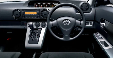 Toyota Corolla Rumion 1.5X (NZE151N)