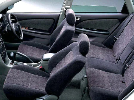 Toyota Caldina E (AT211G)