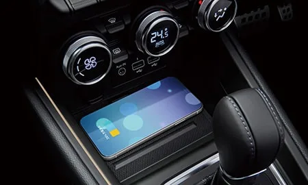 Renault Lutecia E-TECH ENGINEERED (BJAH4MH)