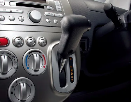 Mitsubishi Toppo S (H82A)