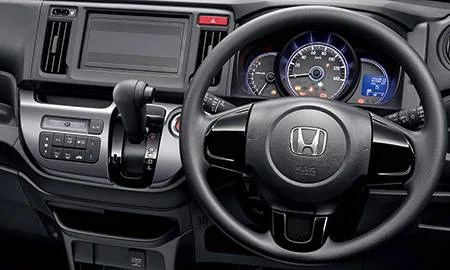 Honda Nwgn Custom G (JH2)
