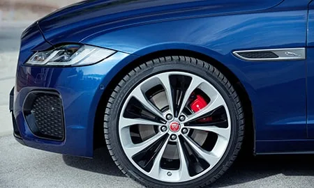 Jaguar XF S (JB2ND)