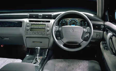 Toyota Crown ATHLETE V (JZS171)