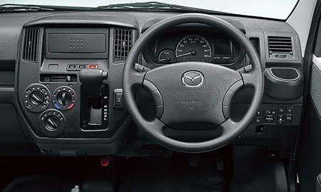 Mazda Bongo Van DX (S413Z)