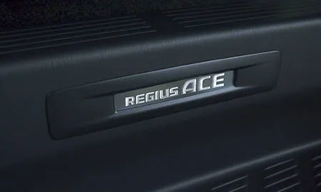 Toyota Regius Ace Van SUPER GL DARK PRIME II (TRH216K)