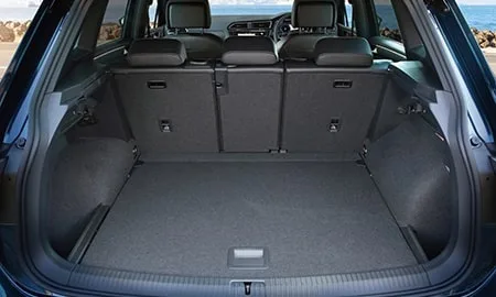 Volkswagen Tiguan TSI 4MOTION R LINE (5NDNNF)