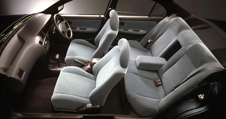 Toyota Sprinter XE (AE100)