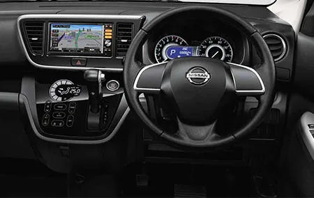 Nissan Dayz Roox HIGHWAY STAR S (B21A)