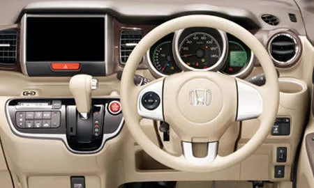 Honda Nbox 2TONE COLOR STYLE G L PACKAGE (JF1)