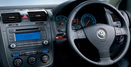 Volkswagen Jetta 2.0T (1KAXX)