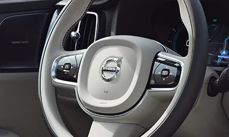 Volvo V60 ULTIMATE B4 DARK EDITION (ZB420TM)