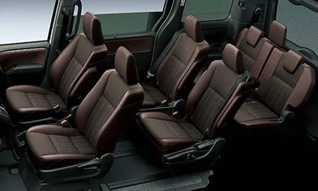 Toyota Esquire GI PREMIUM PACKAGE (ZRR80G)