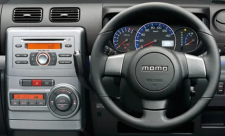 Daihatsu Move Conte CUSTOM X (L585S)