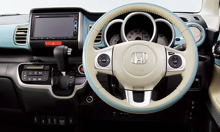 Honda Nbox Slash X (JF2)