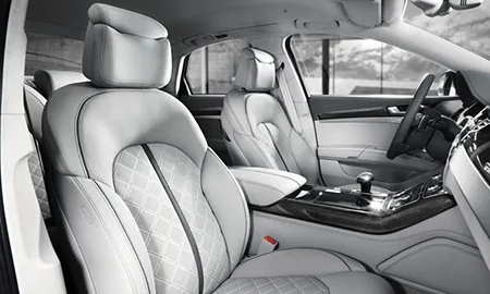 Audi S8 BASE GRADE (4HCGTF)