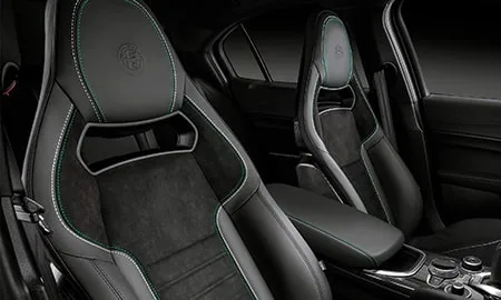 Alfa Romeo Stelvio QUADRIFOGLIO (94920 / 94929)