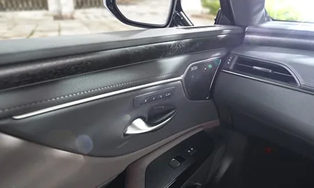 Lexus ES300H F SPORT (AXZH11)