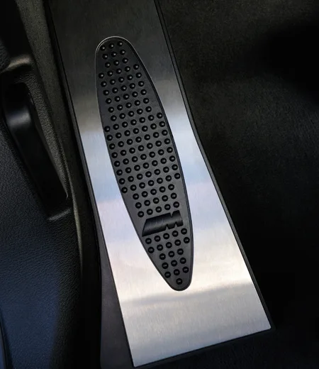 Bmw X6 M BASE GRADE (GZ44)