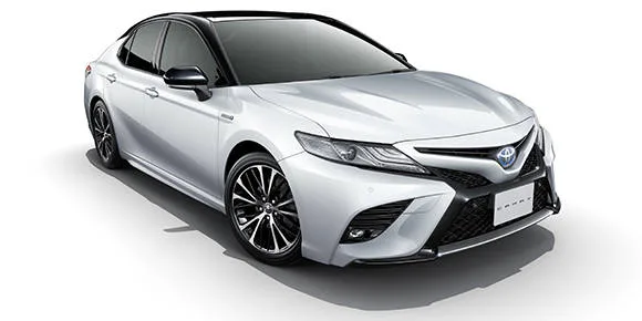 Toyota Camry X (AXVH70)