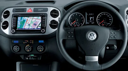 Volkswagen Tiguan TRACK&FIELD (5NCAW)