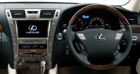 Lexus LS600H VERSION S I PACKAGE (UVF45)