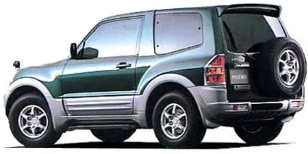 Mitsubishi Pajero SHORT ZR (V65W)