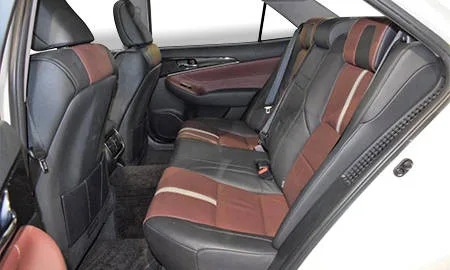 Toyota Crown Hybrid ATHLETE S (AWS210)