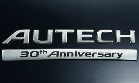 Nissan Elgrand RIDER AUTECH 30TH ANNIVERSARY (PE52)